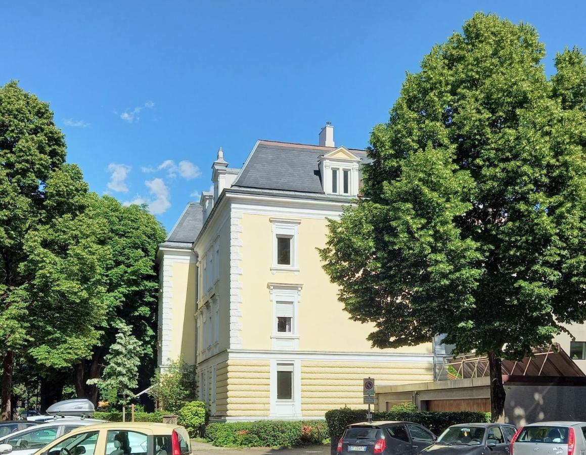 5-Zimmer-Appartement In Historischer Privatvilla, Meran Zentrum, Kostenloser Parkplatz Kültér fotó