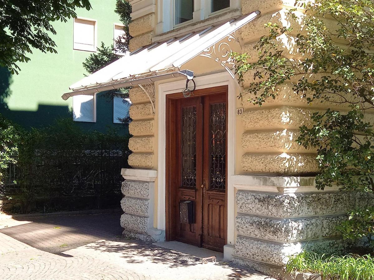 5-Zimmer-Appartement In Historischer Privatvilla, Meran Zentrum, Kostenloser Parkplatz Kültér fotó