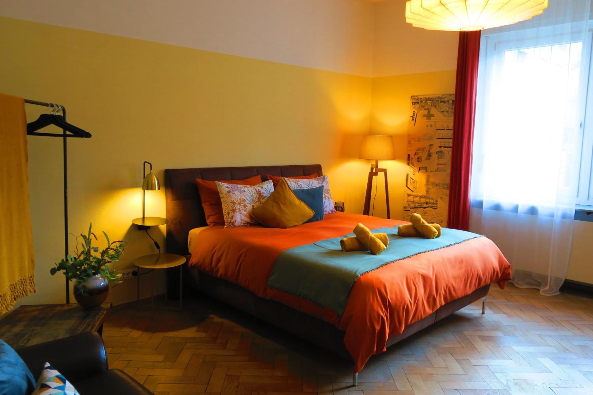 5-Zimmer-Appartement In Historischer Privatvilla, Meran Zentrum, Kostenloser Parkplatz Kültér fotó
